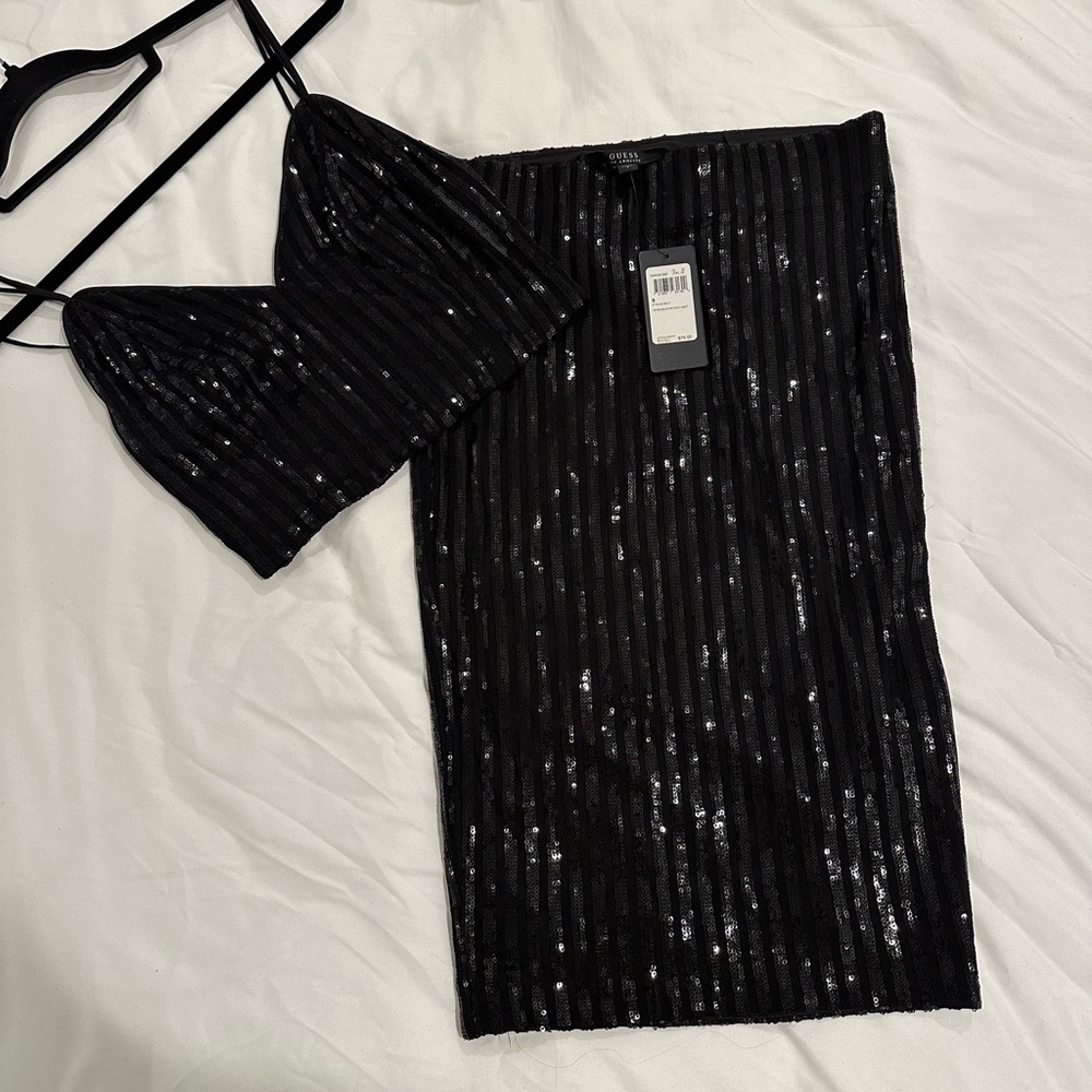 GUESS Sequined Stripe Pencil Skirt & Black sequined V neck crop top Size S new